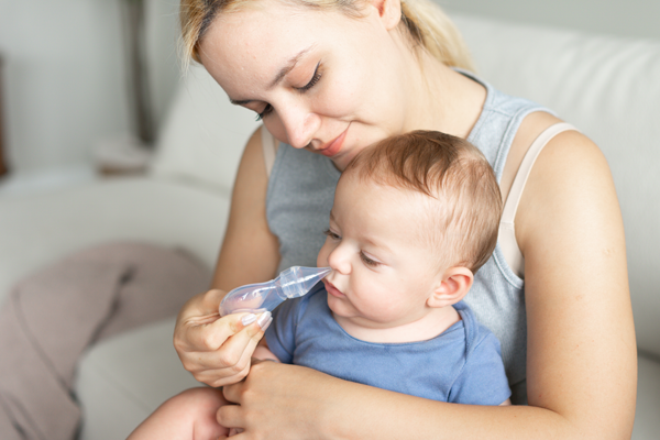 Mi bebé tiene mocos: qué hacer y cómo aliviar la congestión de forma natural