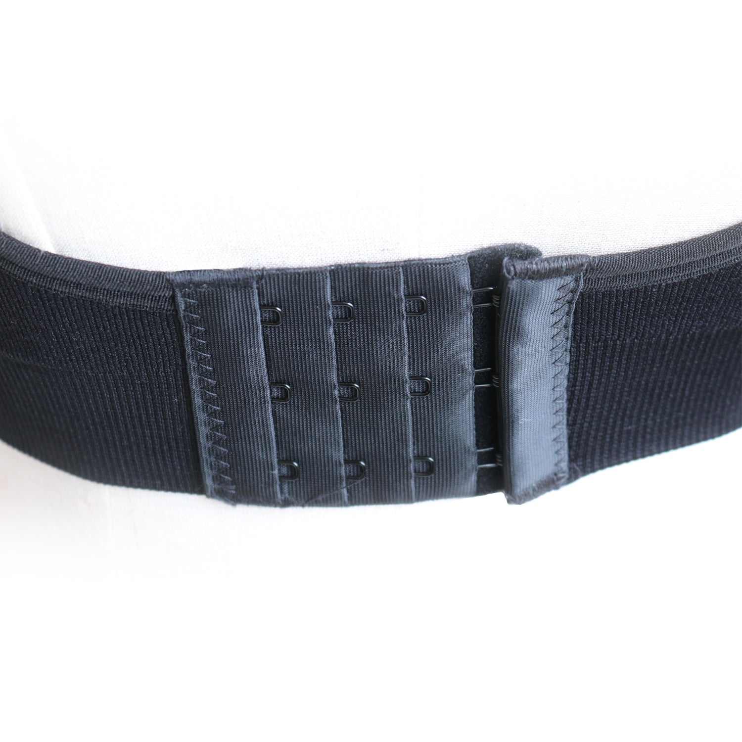 Sujetador de Lactancia Manos Libres Haakaa | Compatible con Sacaleches Eléctricos y Manuales