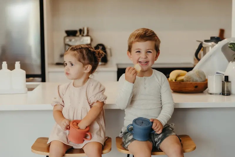 Taza de silicona para líquido y snack