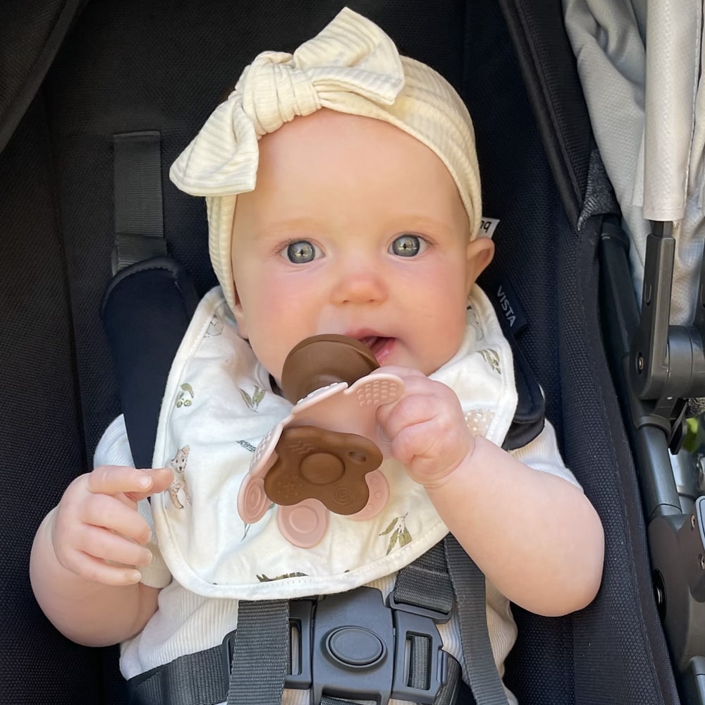 Alimentador anti-ahogo y mordedor flor con cubitera de HAAKAA