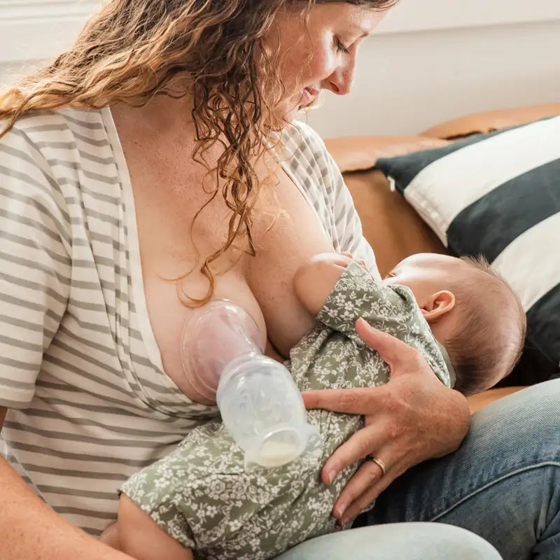 SET (Contenitore per il latte con coperchio + Sacchetto per la conservazione + Contenitore per il latte LadyBug)