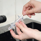 Dispensador/dosificador de líquido y medicamento de silicona